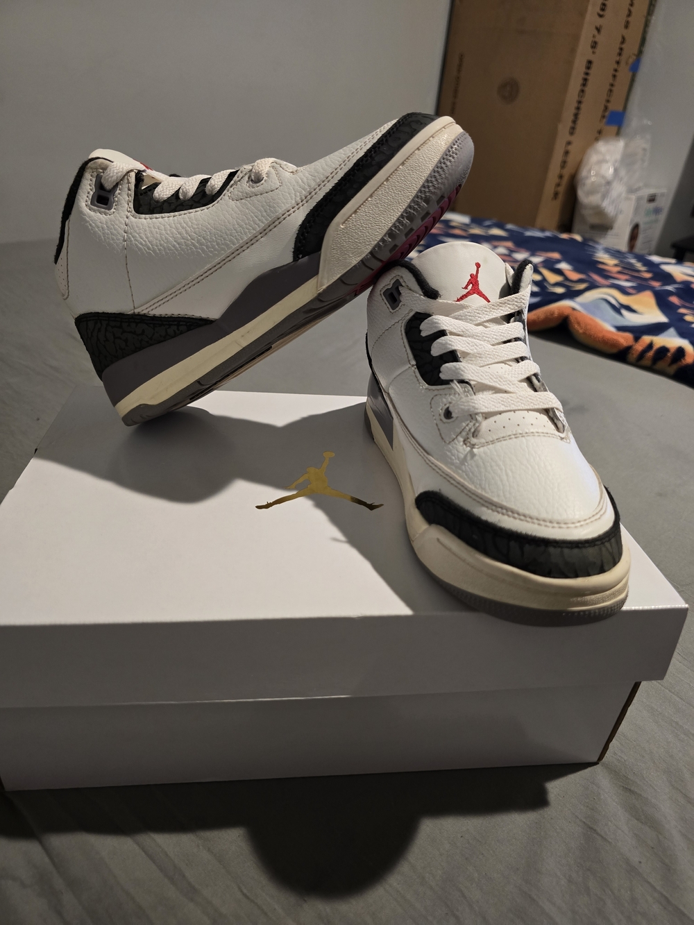 Air Jordan 3 Retro Men’s Basketball Shoes - White/Black/Red Size 2Y